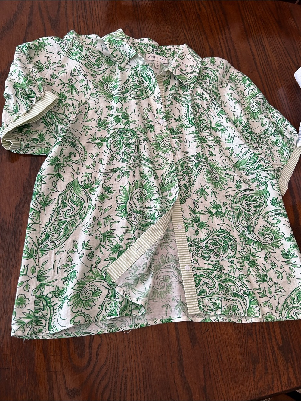 Green Paisley Button-Up Women’s Top
